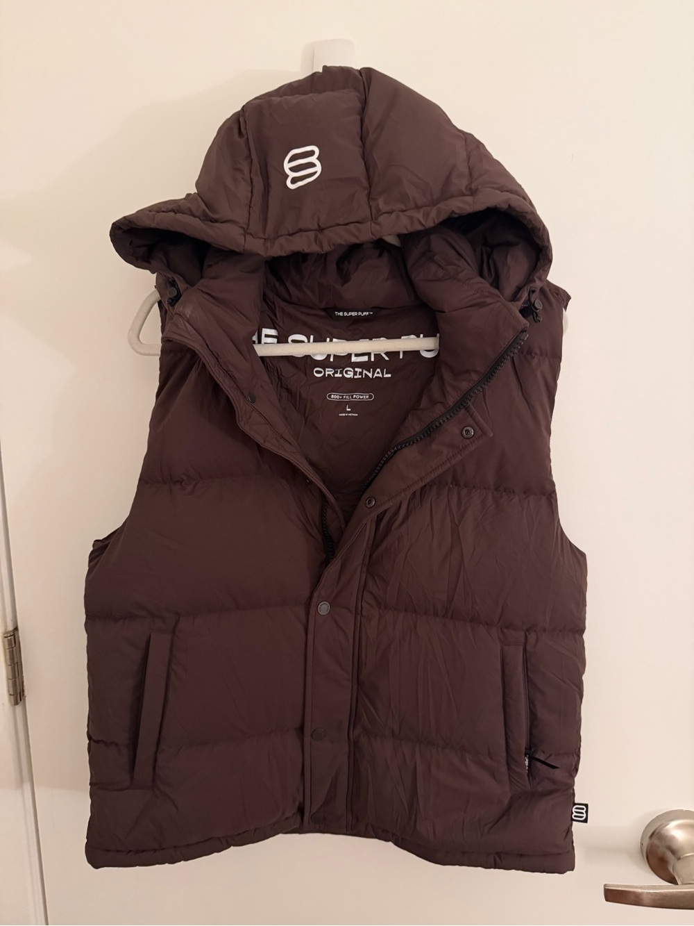 Aritzia Women's Hooded Quilted Puffer Vest in Dark Brown